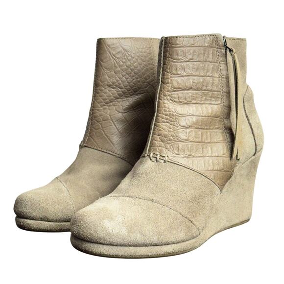 Women's Toms Desert Wedge Taupe Suede Leather Bootie Heels - Picture 11 of 12